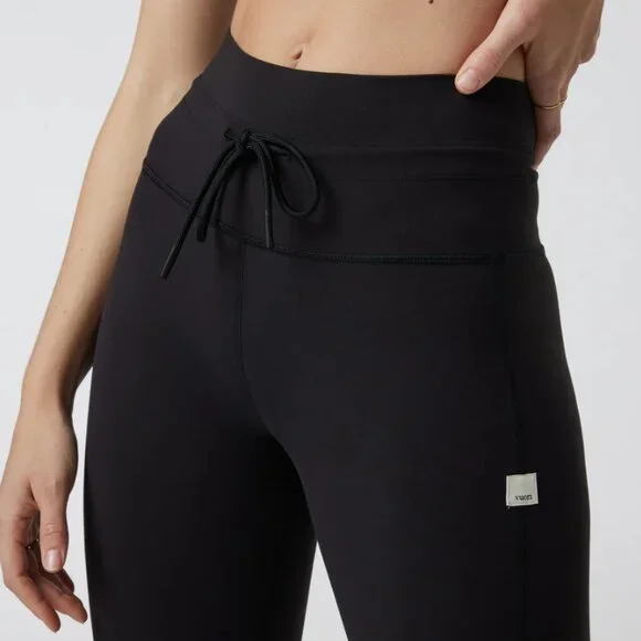 Vuori Daily Legging - Black - Picture 2 of 5